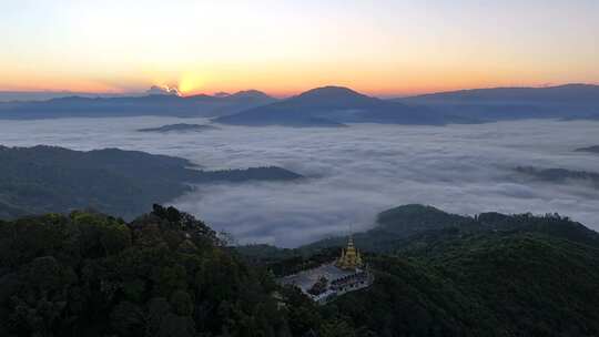 景迈山大金塔云海日出