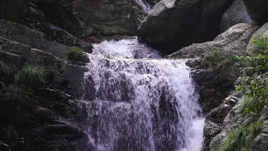 森林流水大自然小溪水瀑布山涧水源泉水山水