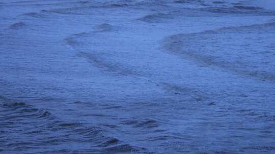 威海国际海水浴场冬季海浪