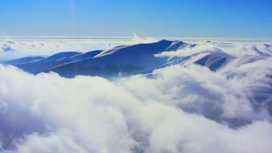 云海雪山