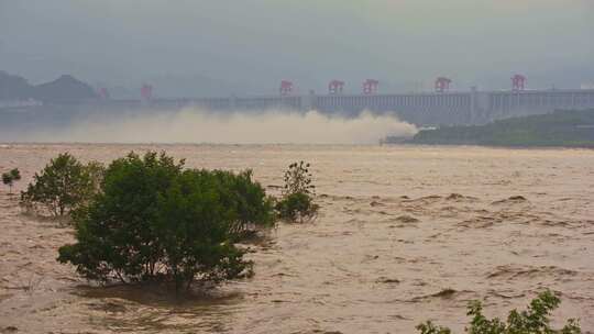 三峡大坝泄洪场景实拍升格视频