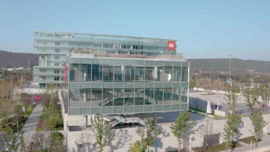 现代化玻璃建筑小米公司办公园区外观