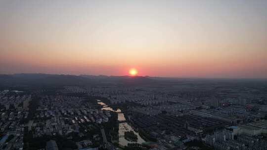 城市日落晚霞夕阳西下航拍