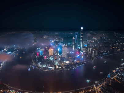 上海外滩陆家嘴夜景平流雾