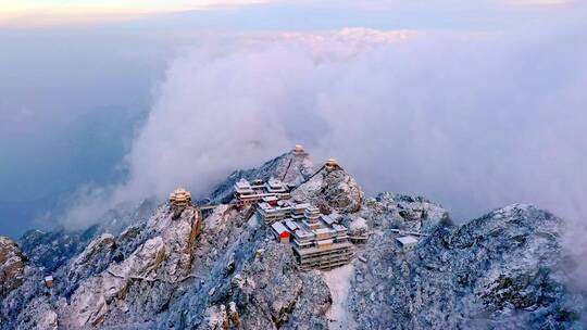 洛阳老君山航拍