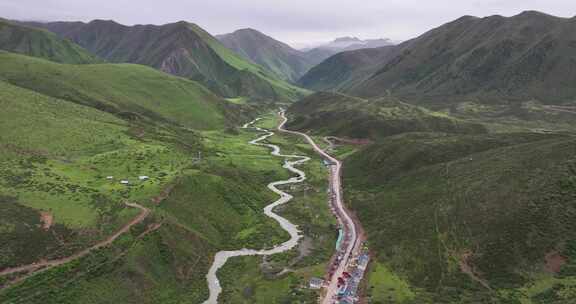 西藏高山云海