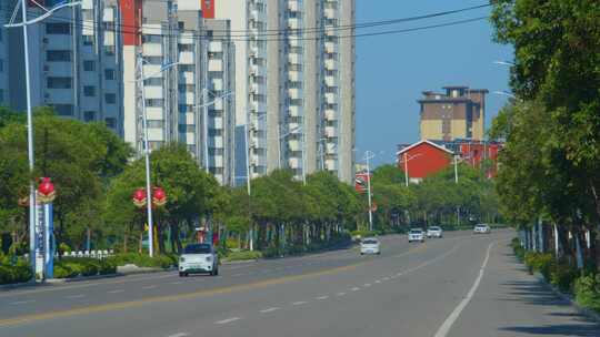 清晨朝阳道路交通