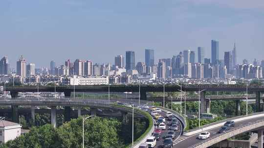 南京秦淮区双桥门立交车流南京市中心大景