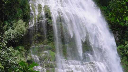 高山流水 流水 高山 瀑布 山林间瀑布