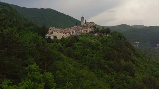 Greccio，意大利，村庄，城镇