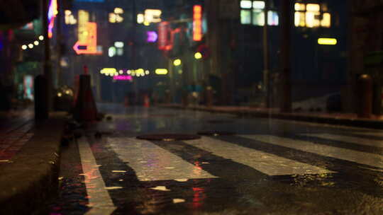 亚洲城市的雨夜与霓虹灯