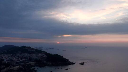 旅游景区福建湄洲岛5A景区海上日出延时视频素材模板下载