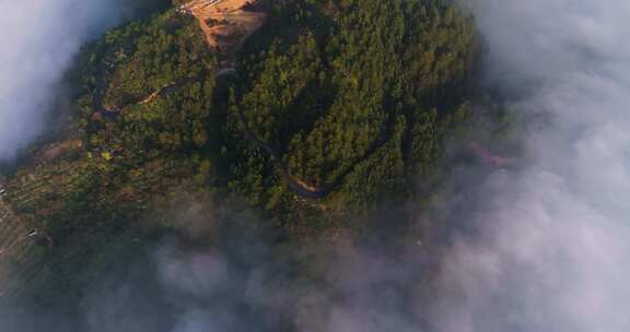 江南高山古村云海云雾航拍丽水松阳画家村