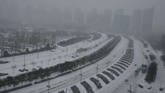 郑州雪景 街道 交通 2024视频素材模板下载