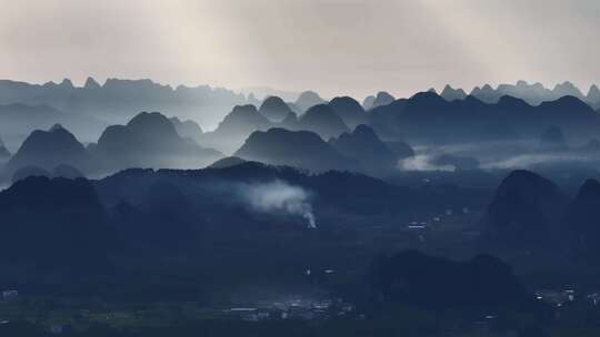 航拍广西桂林十万大山风光喀斯特地貌