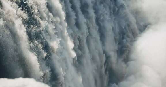 狄提佛斯瀑布，冰岛壮观的瀑布-瀑布特写