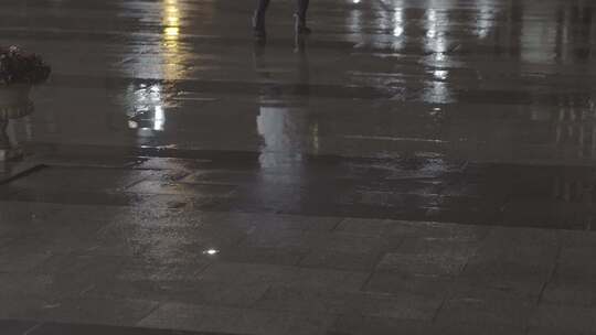 雨天街道