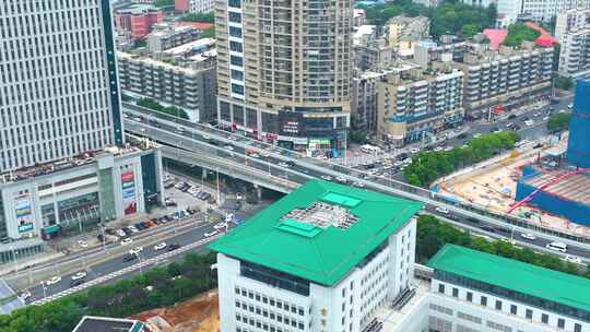 湖北武汉洪山区车流交通航拍繁忙的城市道路