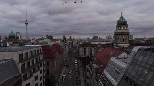 柏林空荡荡的街道_航拍