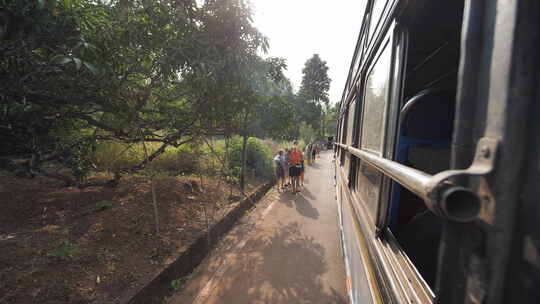 印度果阿邦城际巴士窗外的景色视频素材模板下载