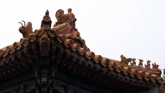 中式建筑屋脊兽特写