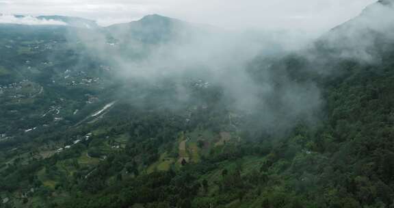 四川巴中云雾山野航拍风景