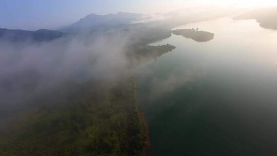 南方丘陵山区清晨云海FPV