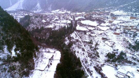 梅里雪山雨崩村