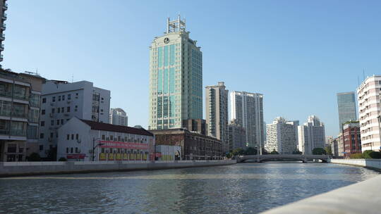 上海河流河道城市大厦高楼