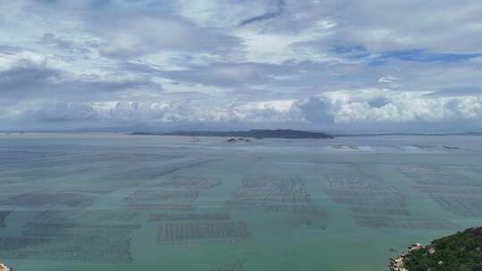 海上岛屿海岛大海蓝色海洋风景航拍