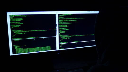 黑客试图写代码入侵攻击服务器视频素材模板下载