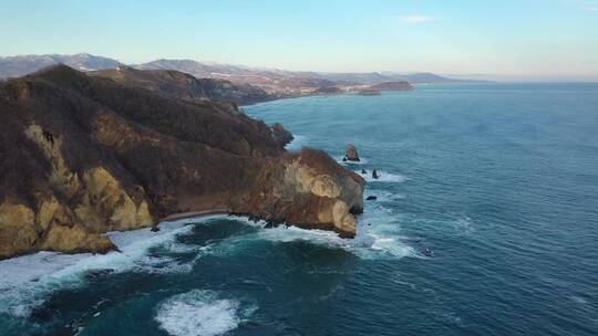 日本北海道室兰地球岬悬崖灯塔海岸线