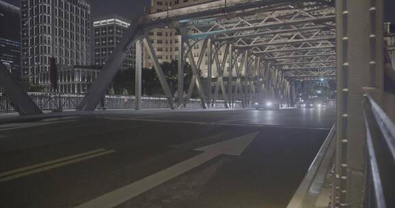 8K(log2素材)上海外白渡桥夜景车流