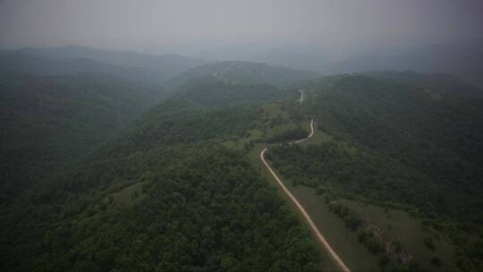 航拍甘肃秦直道