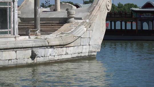 颐和园石舫景区景观湖水视频素材模板下载