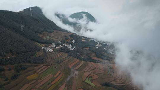 云南旅游风光宣传东川红土地云雾缭绕梯田