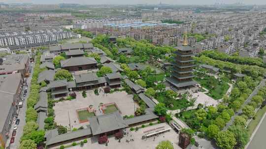 上海宝山寺寺庙中式建筑航拍