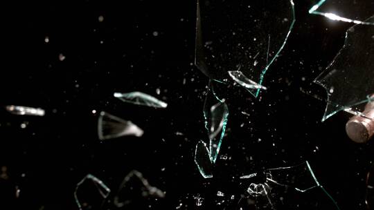 4k各种玻璃破裂破碎视频素材素材 (40)
