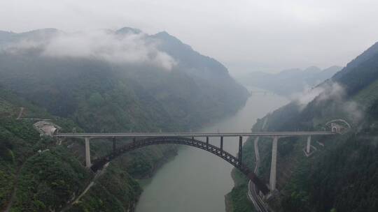 航拍高铁轨道高架桥跨河高架芙蓉镇