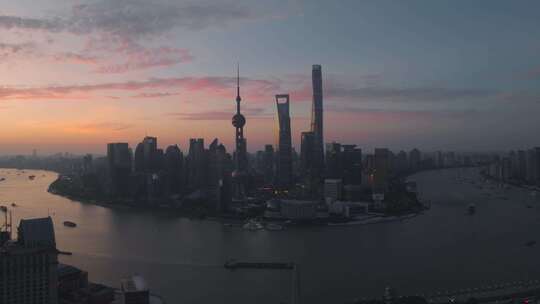 上海浦东陆家嘴黄浦江东方明珠朝霞日出航拍