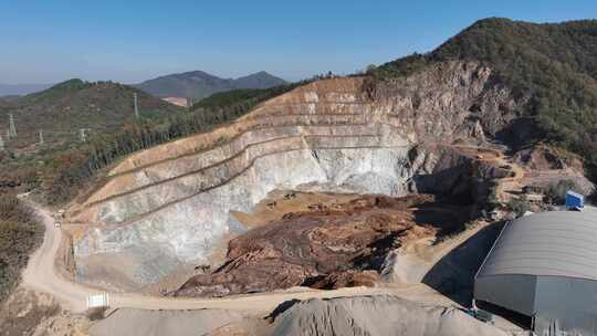 矿山采石厂山体破坏自然环境破坏