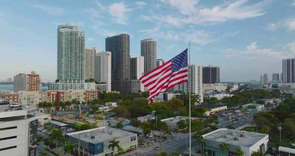 迈阿密，美国国旗，城市，挥舞