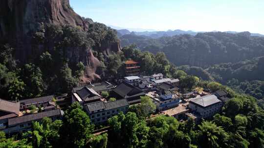 航拍韶关丹霞地貌 丹霞山阳元峰长老峰景区