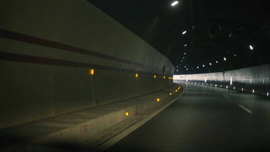 隧道中行车视频素材模板下载