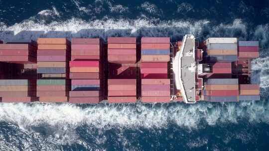 海上大型集装箱船视频素材模板下载