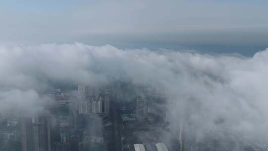 城市空镜头背景素材无明显建筑云海沿街航拍