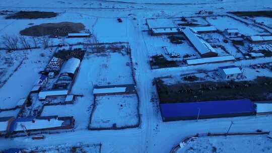 航拍呼伦贝尔冬季乡村嘎查雪村雪景