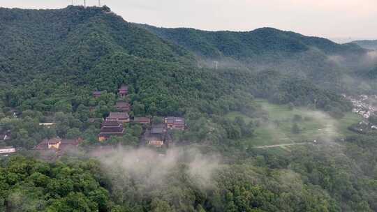 （合集8镜）中国浙江杭州灵隐寺仙气缭绕