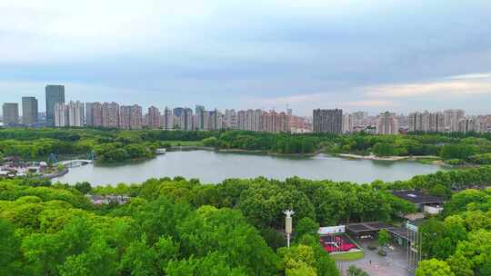 航拍上海浦东世纪公园全景城市风景人文生态