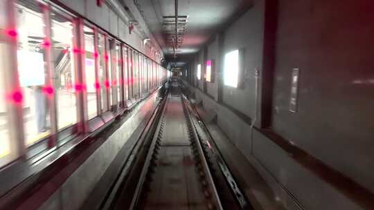 地铁隧道穿梭 无人驾驶 8747